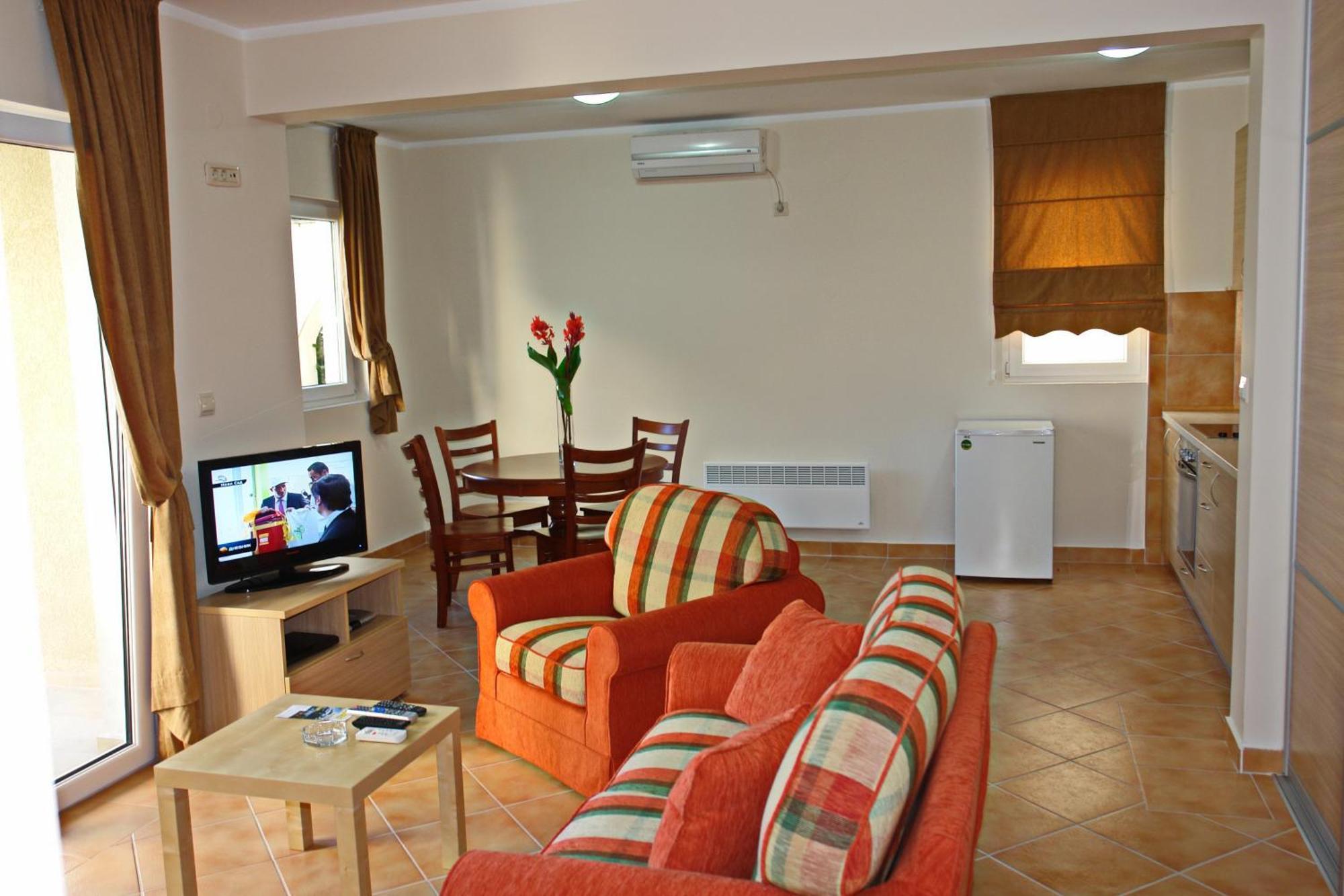 בודווה Villa Franeta Apartments חדר תמונה