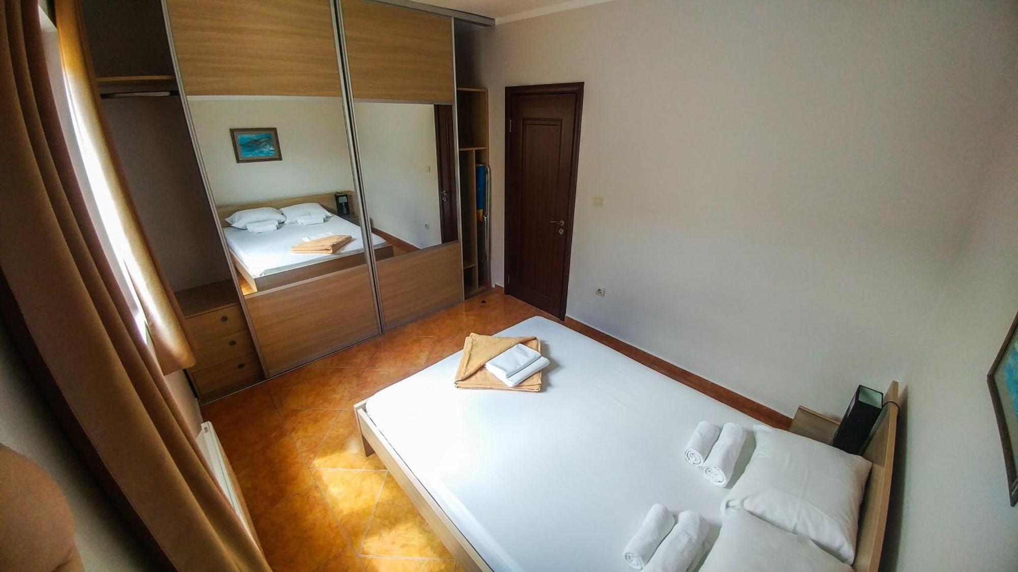 בודווה Villa Franeta Apartments חדר תמונה