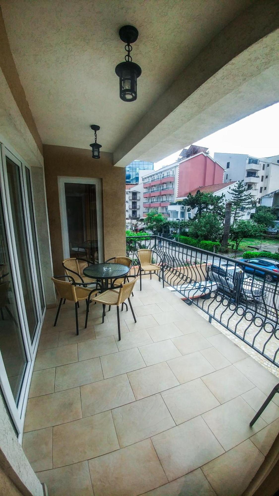 בודווה Villa Franeta Apartments חדר תמונה