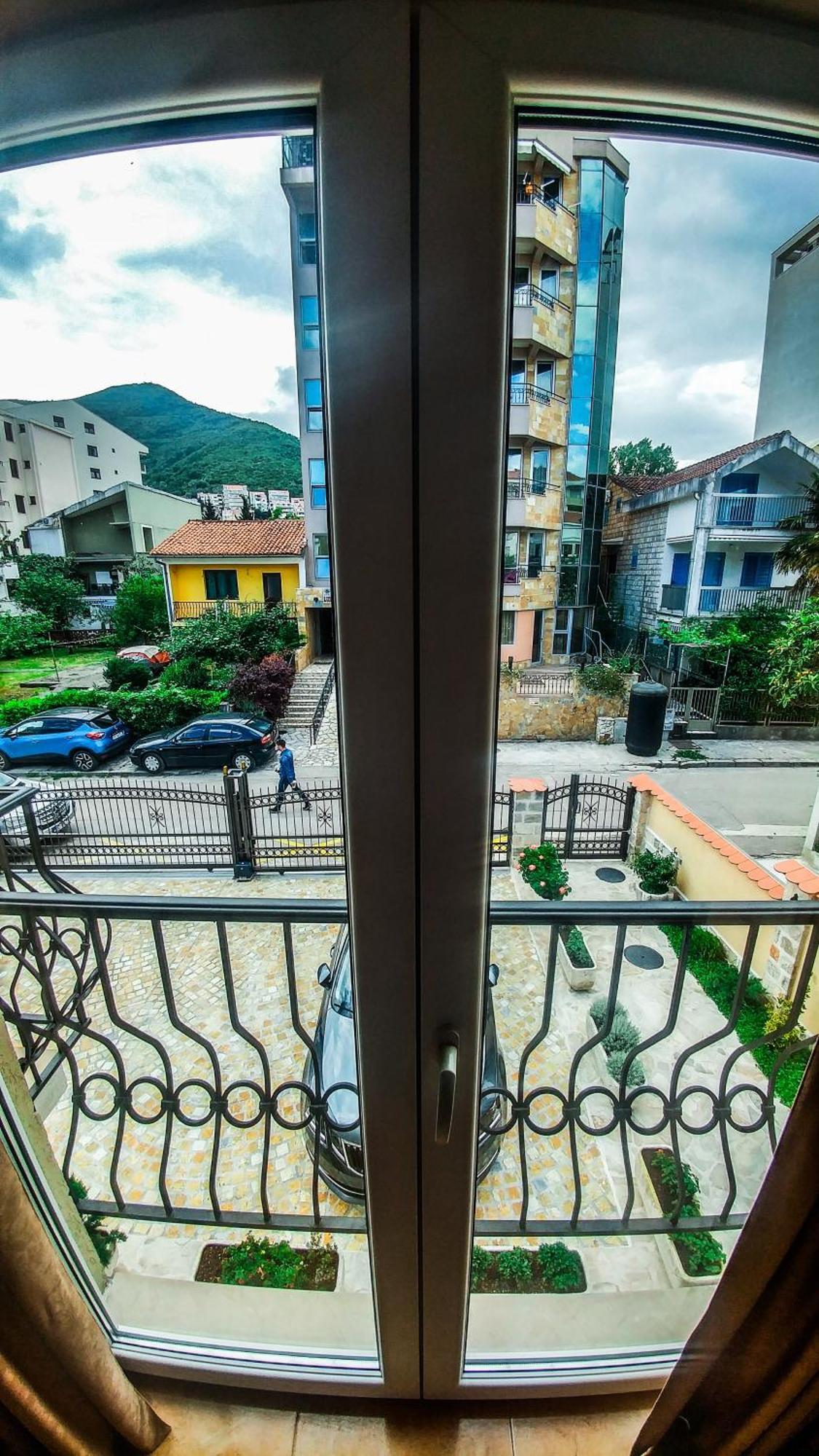 בודווה Villa Franeta Apartments חדר תמונה