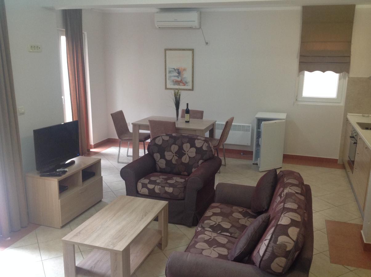 בודווה Villa Franeta Apartments מראה חיצוני תמונה