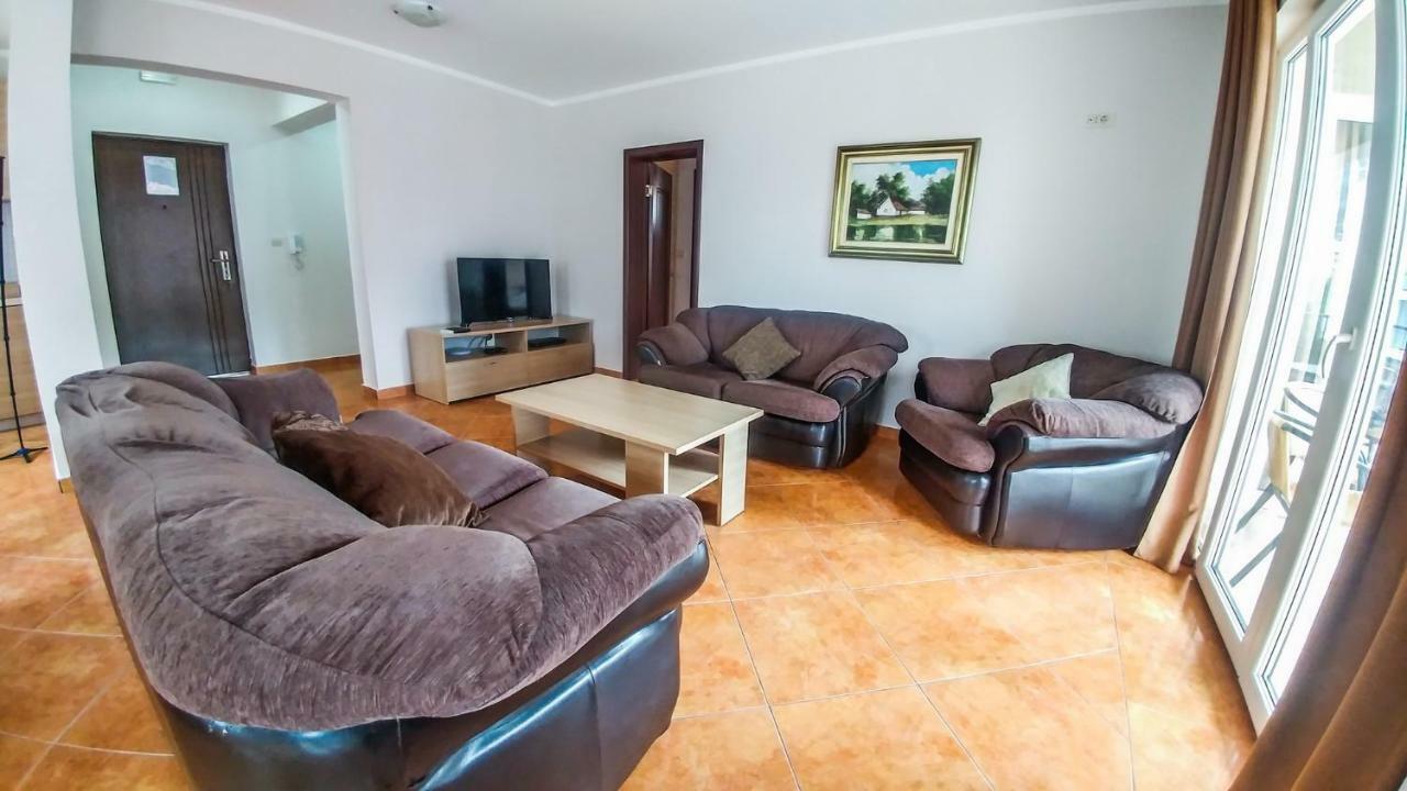 בודווה Villa Franeta Apartments מראה חיצוני תמונה